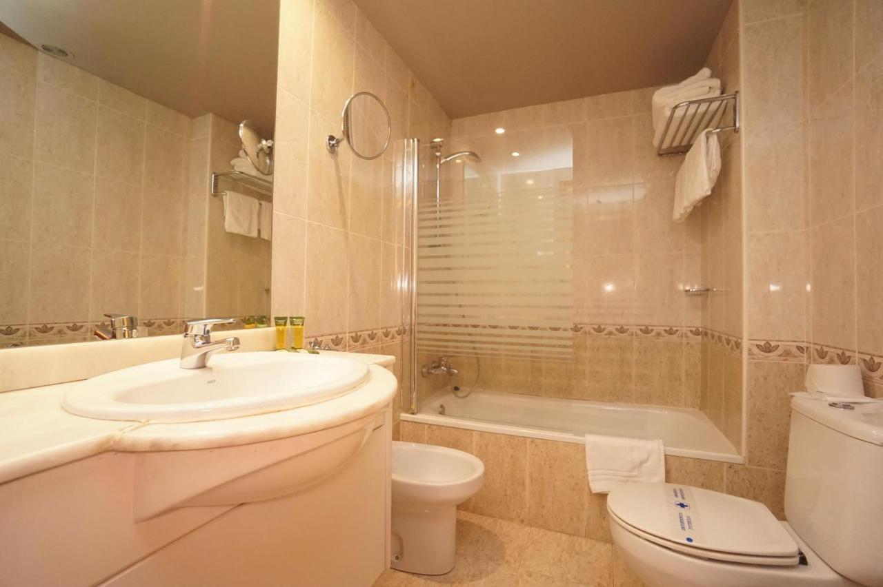 Hotel & Spa Niunit El Serrat Exterior photo
